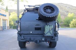 Toyota Tundra CrewMax 4x4 Zombie Apocalypse 2013 года 